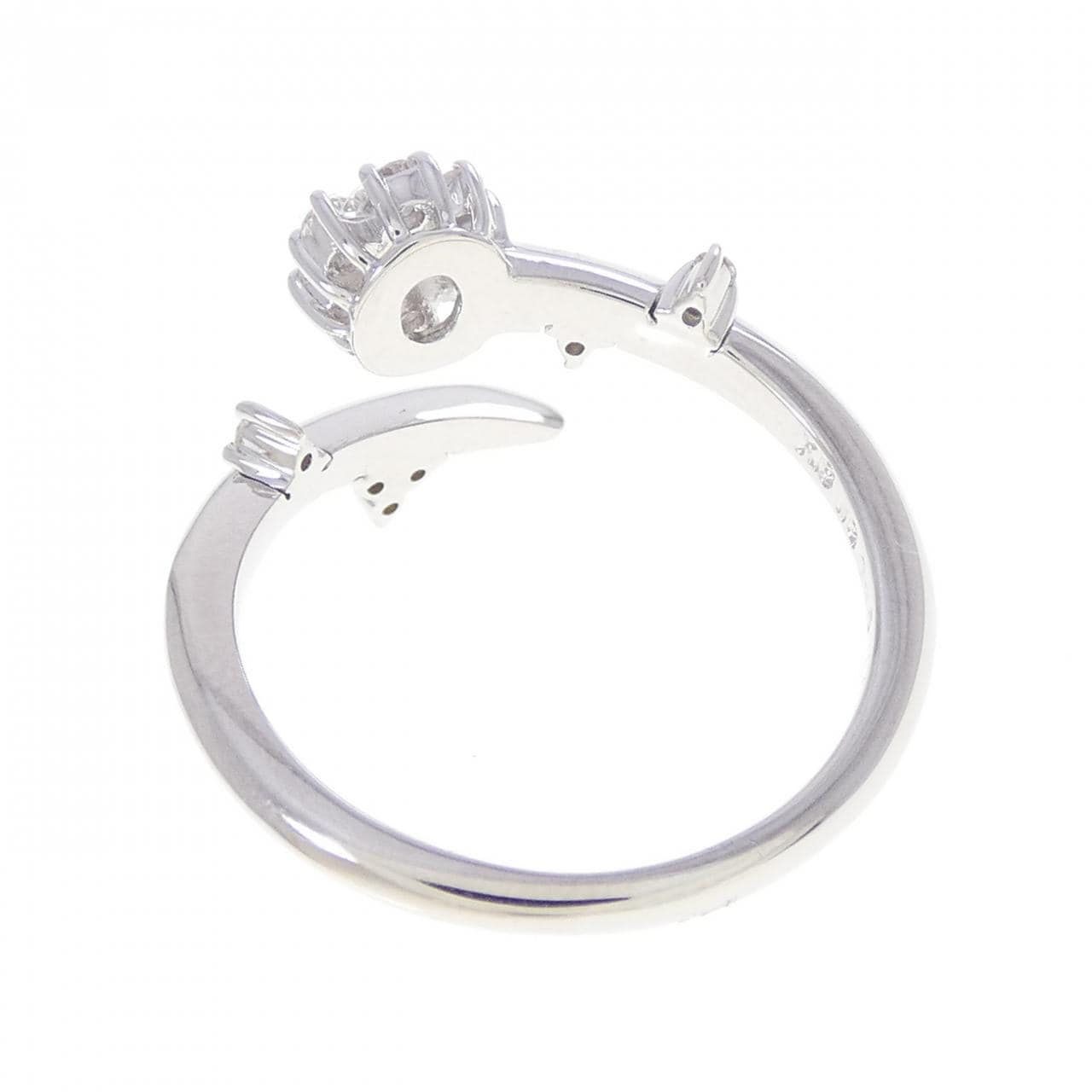 K18WG フラワー ダイヤモンド リング 0.15CT