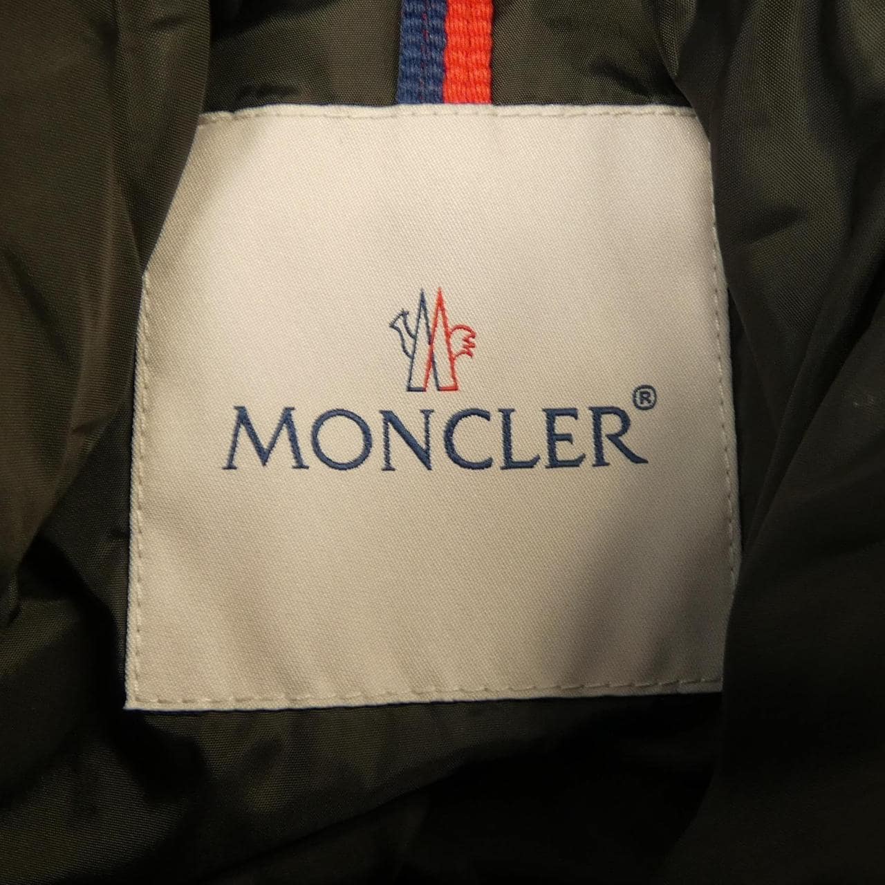 モンクレール MONCLER ダウンジャケット