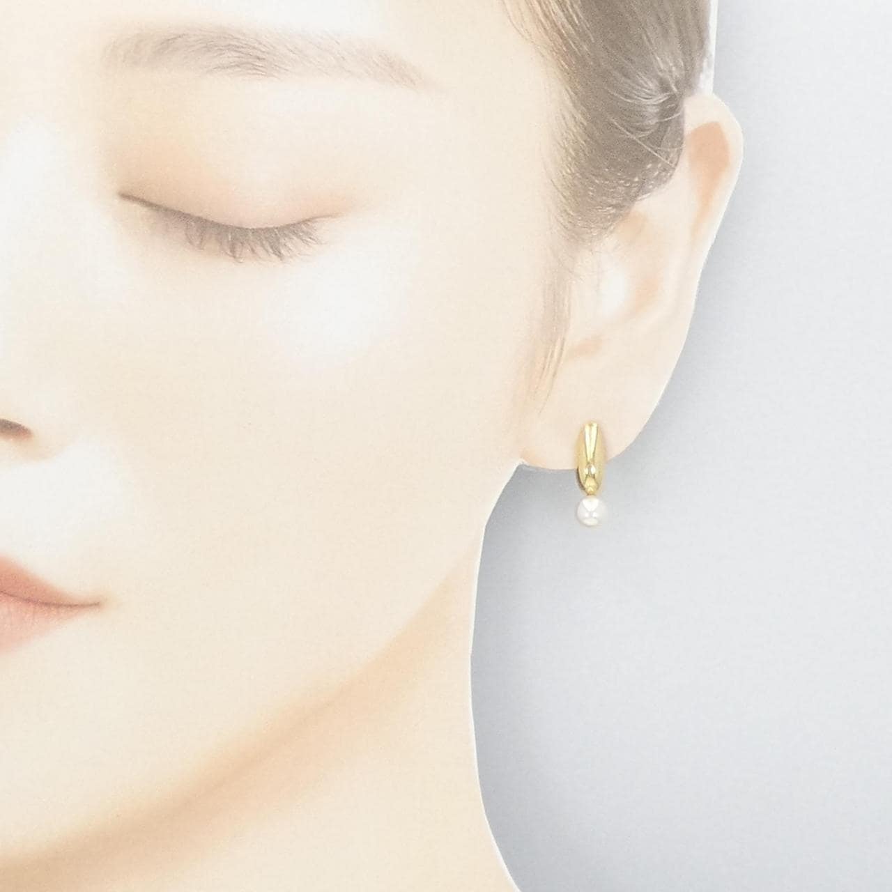 MIKIMOTO Akoya pearl earrings 5.8mm