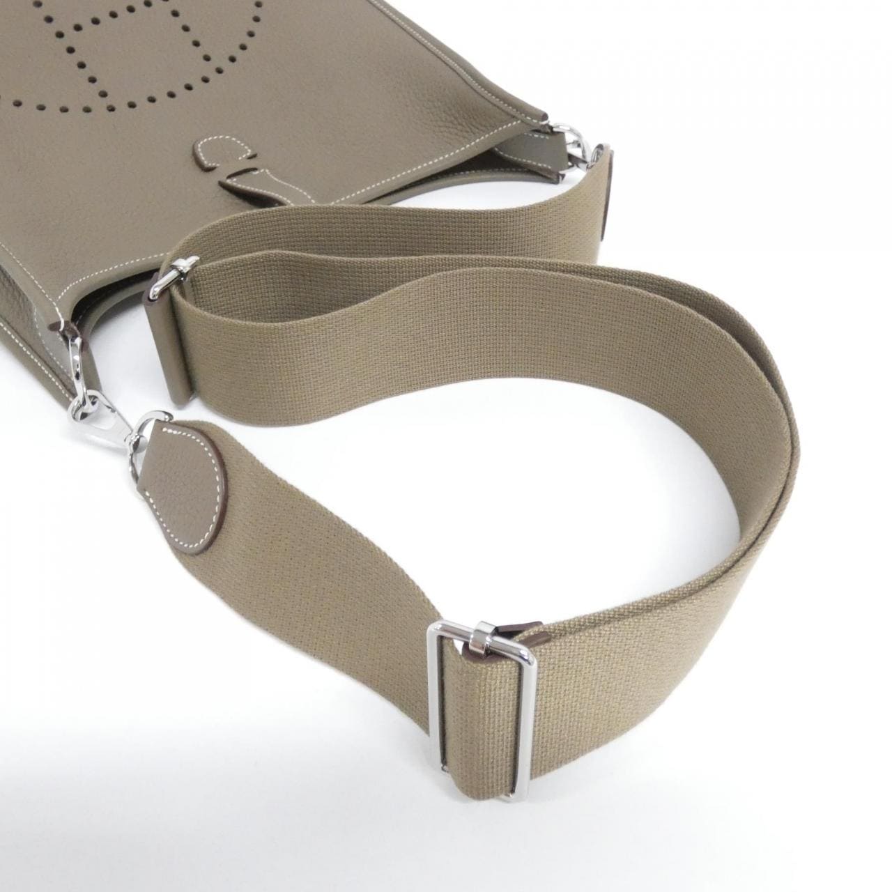 【未使用品】エルメス エヴリン3 PM 056277CK ショルダーバッグ