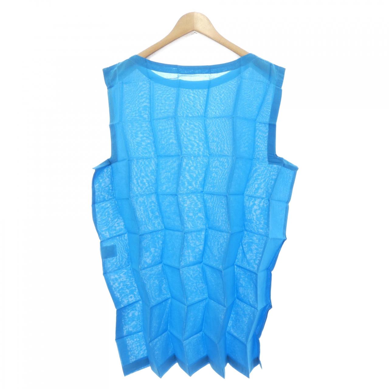 ミーイッセイミヤケ me ISSEY MIYAKE MI51FT903 トップス