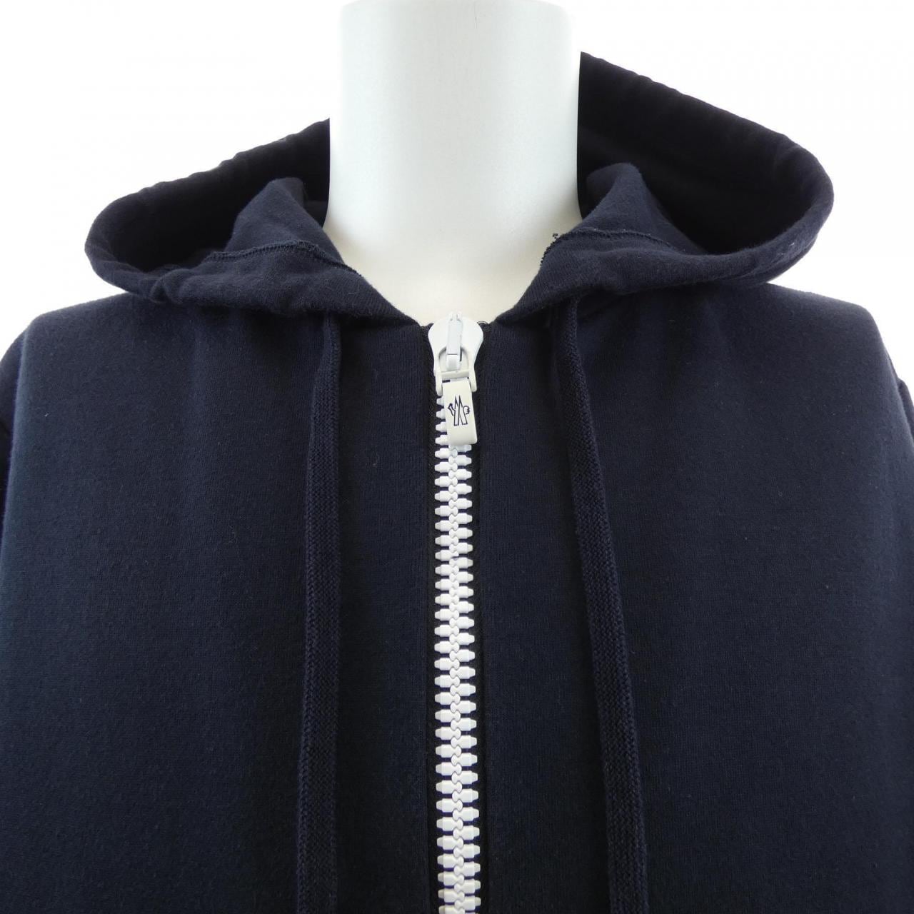 モンクレールガムブルー MONCLER GAMMEBLEU 13918411450 ダウンジャケット