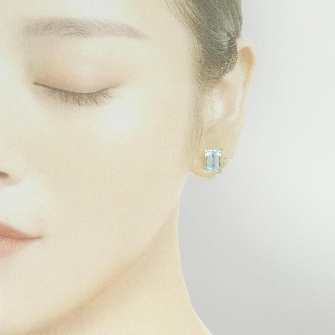 K18YG アクアマリン ピアス 7.730CT