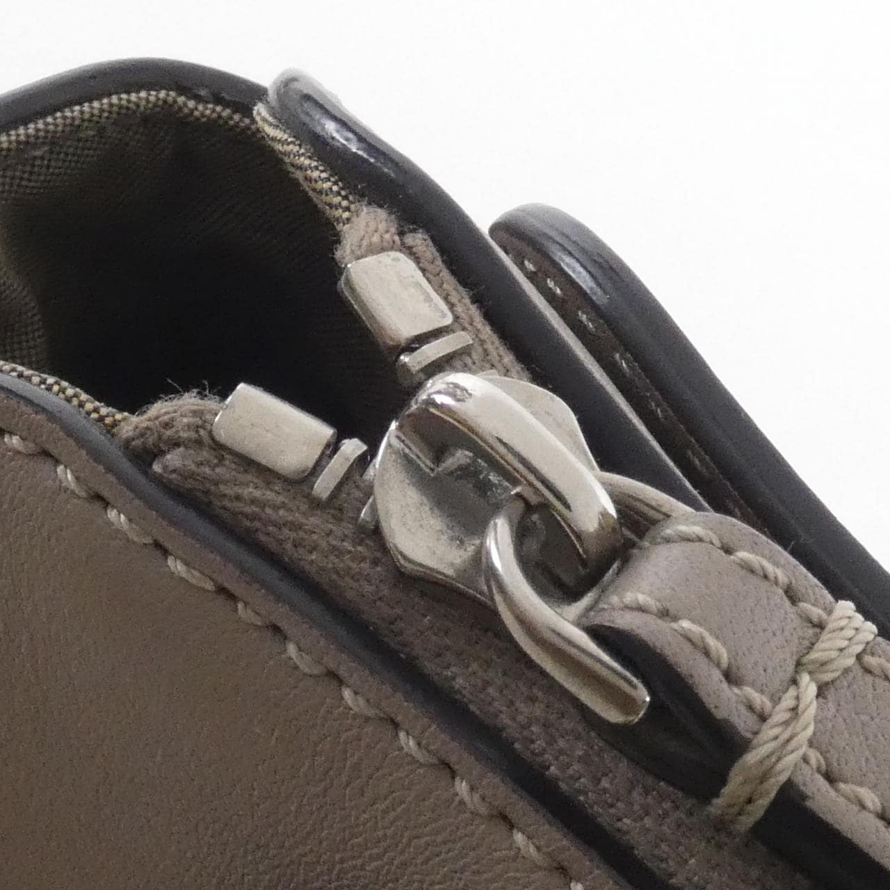 フェンディ バイ ザ ウェイ 8BL124 1D5 バッグ