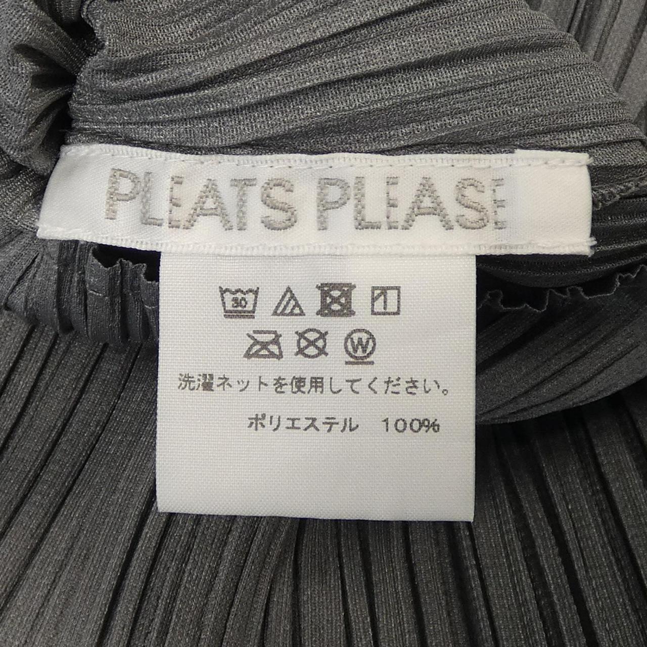 百褶PLEATS PLEASE连衣裙