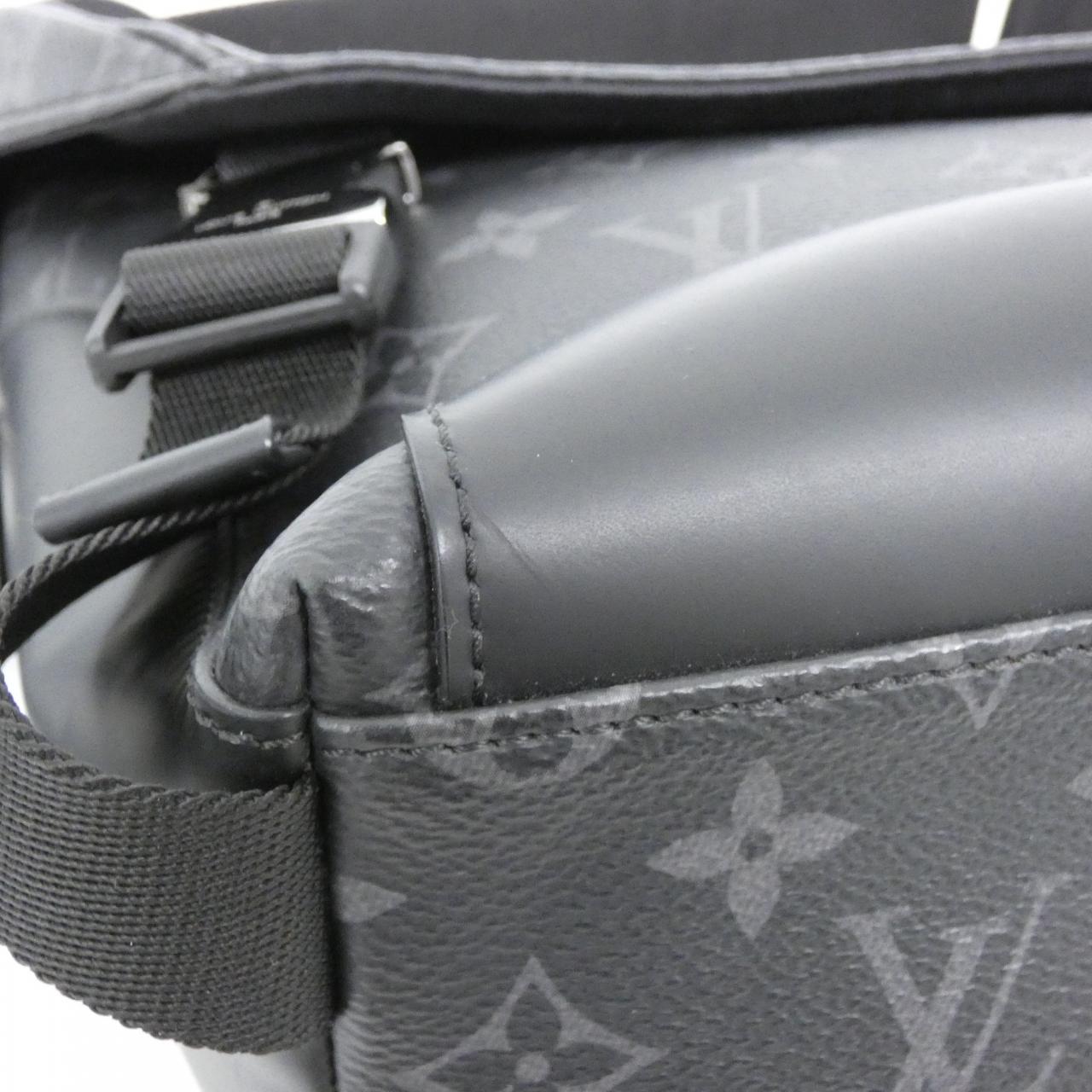 ルイヴィトン モノグラム エクリプス メッセンジャー ヴォワヤージュ PM M40511 ショルダーバッグ