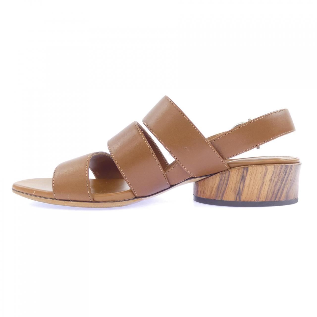 サルヴァトーレフェラガモ SALVATORE FERRAGAMO サンダル