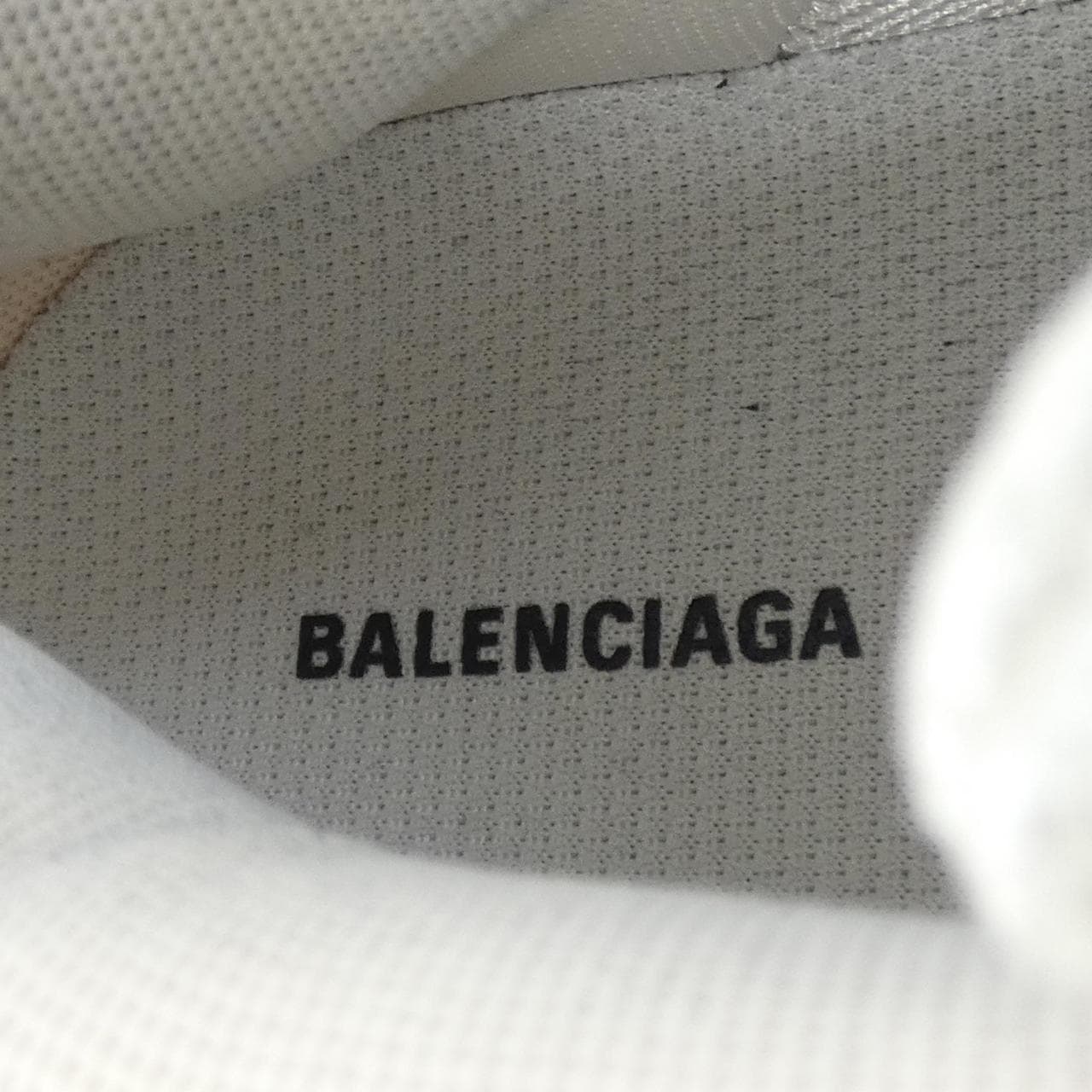 バレンシアガ BALENCIAGA TRIPLE S 541624 スニーカー