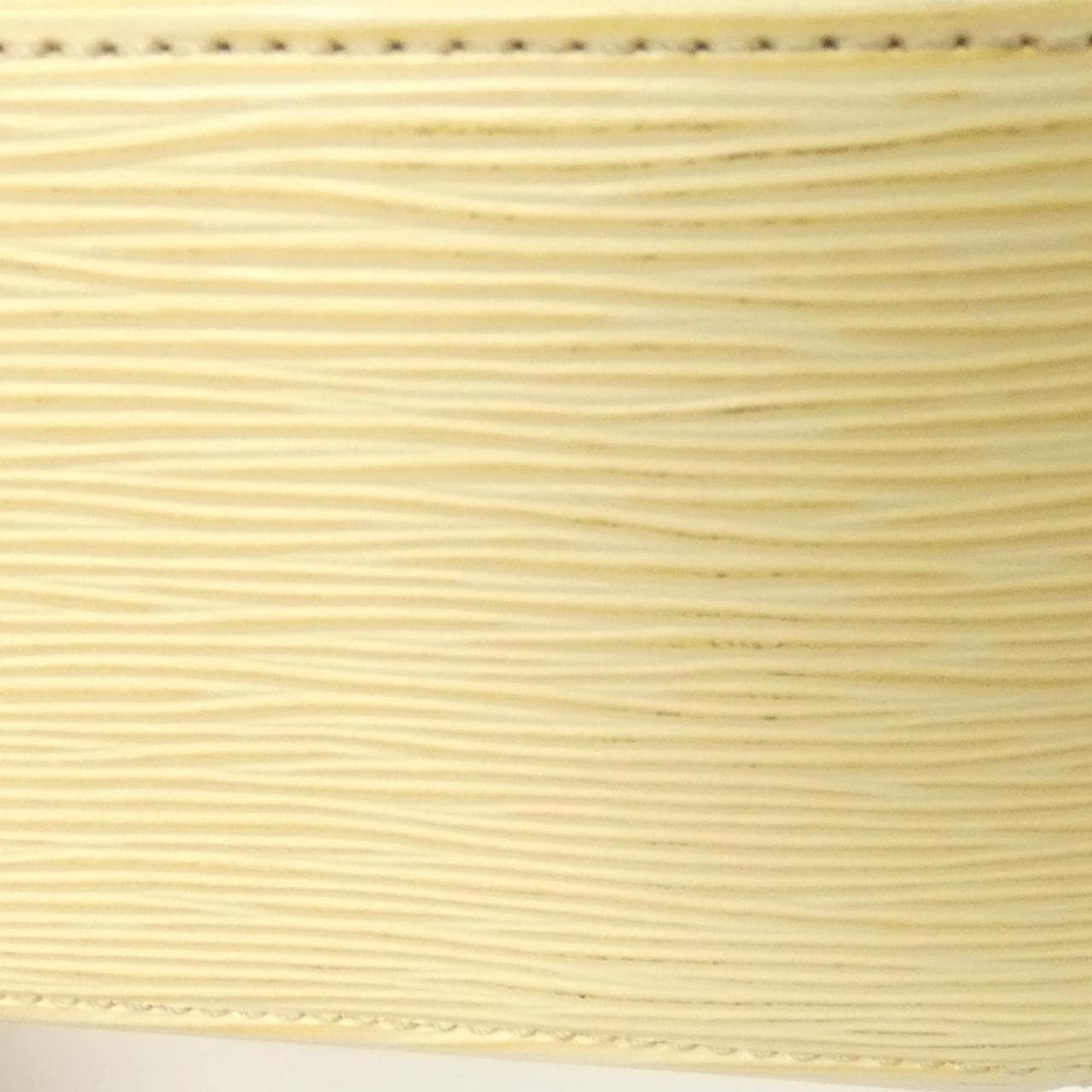 ルイヴィトン エピ ポンヌフ M5205A バッグ