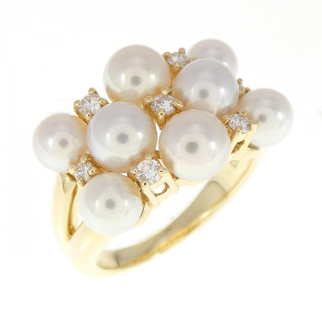 Tasaki Akoya pearl ring