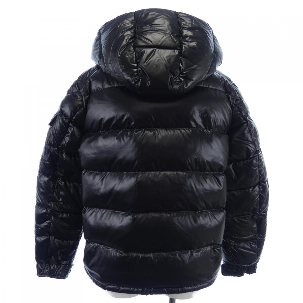 モンクレール MONCLER ダウンジャケット