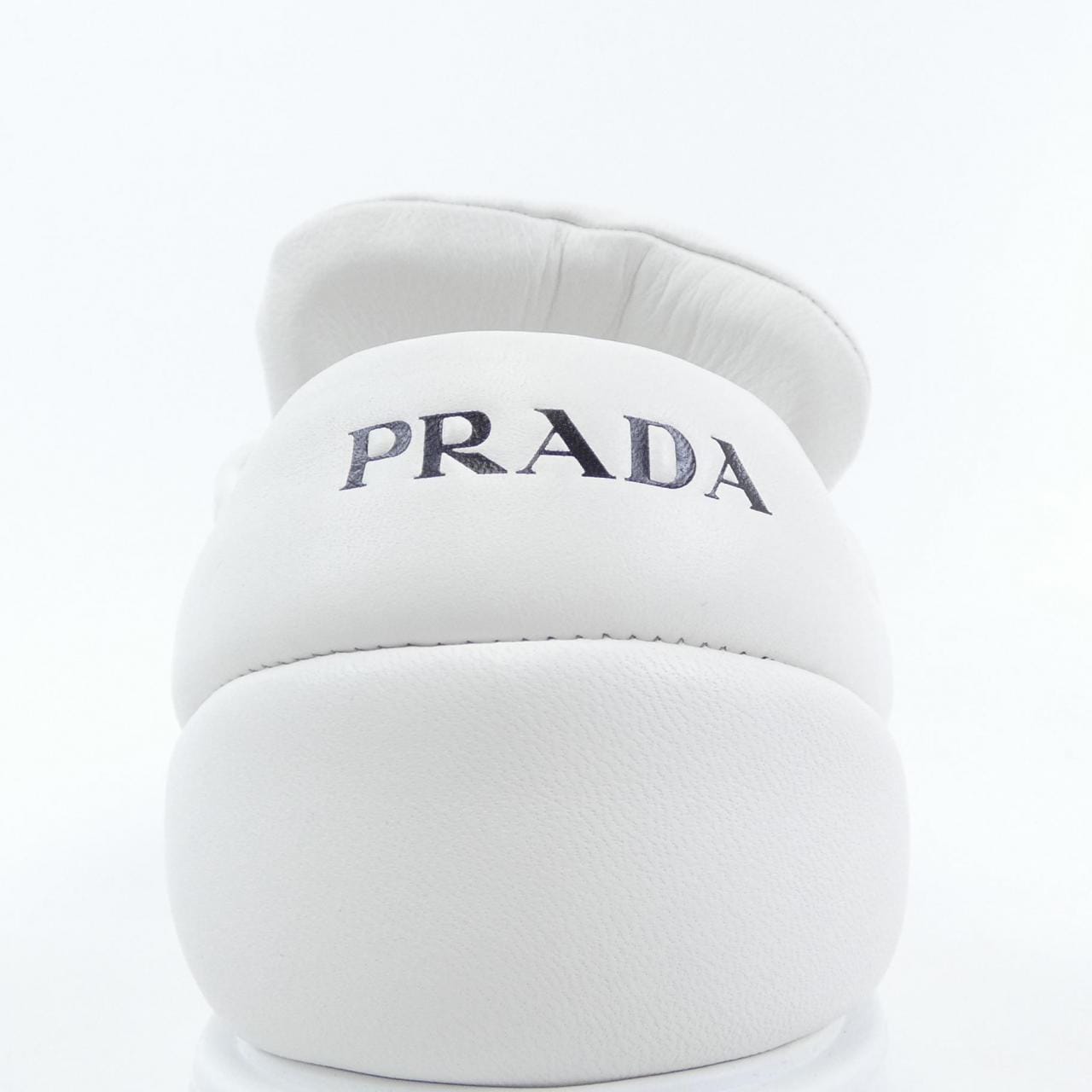 プラダ PRADA スニーカー