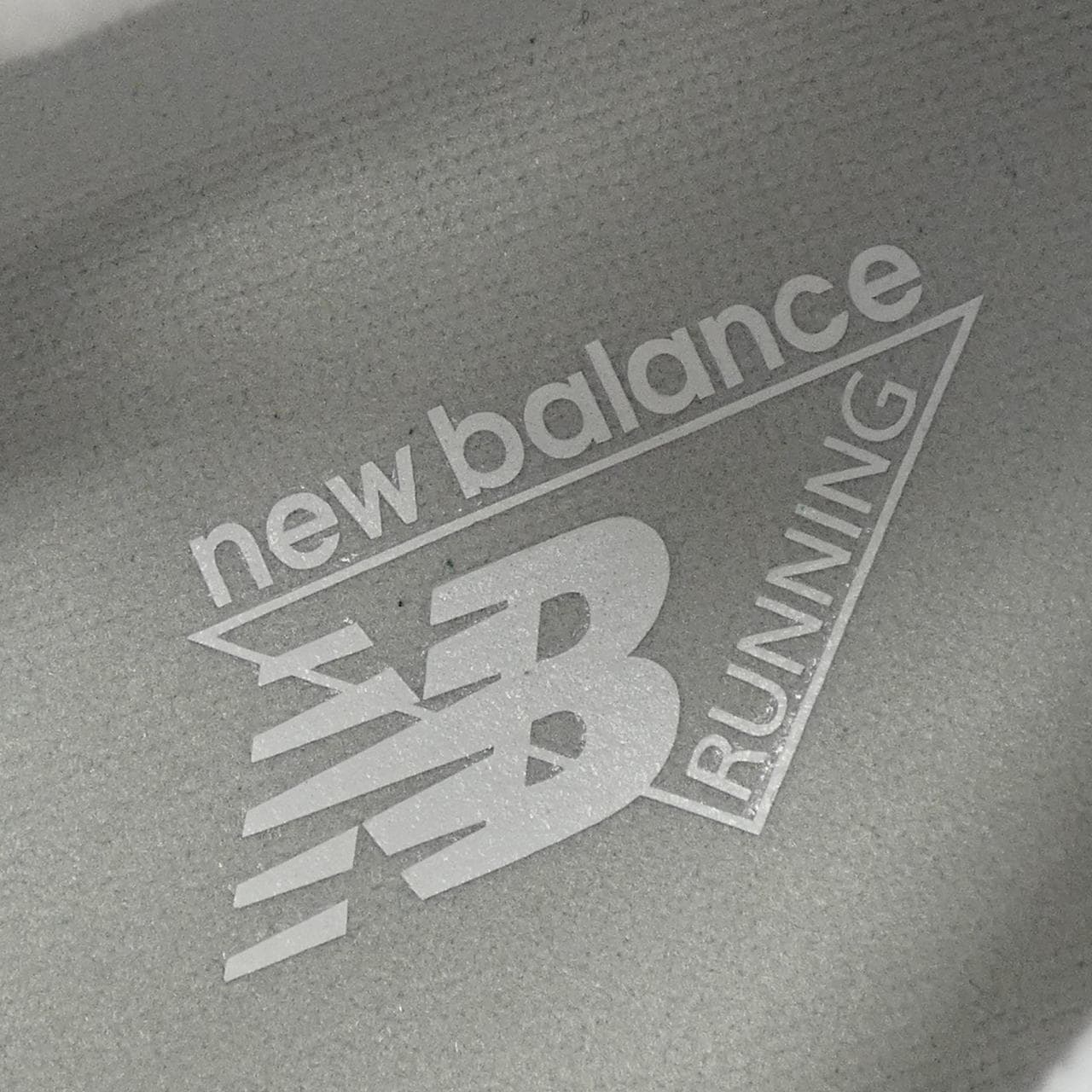 ニューバランス NEW BALANCE M1400TN スニーカー