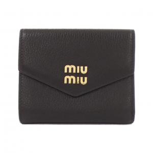 miumiu 財布