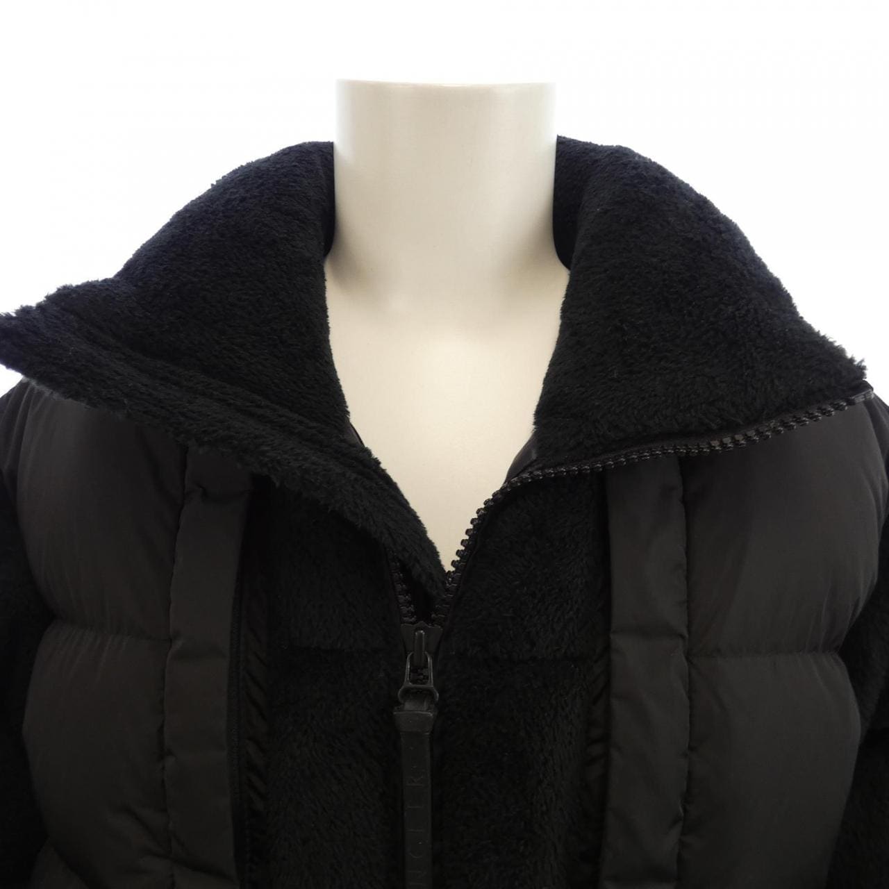 MONCLER GRENOBLE MONCLER GRENOBLE 20978G50700 羽绒服