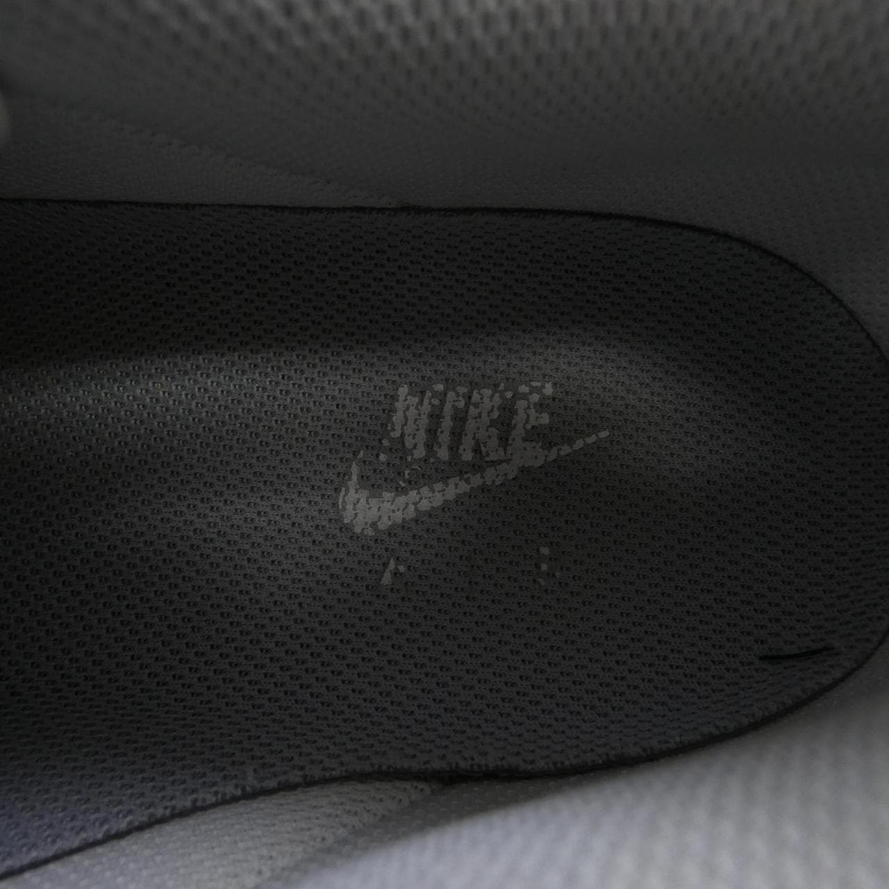 ナイキ NIKE AIR FORCE1 DV0788-100 スニーカー