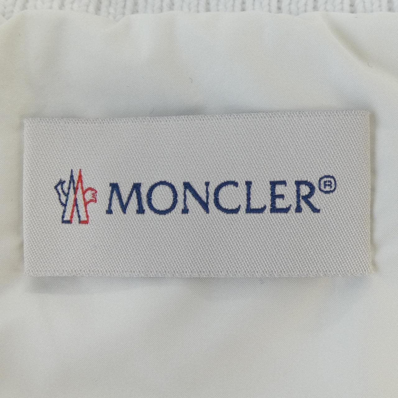 モンクレール MONCLER 10939B00016 ダウンジャケット