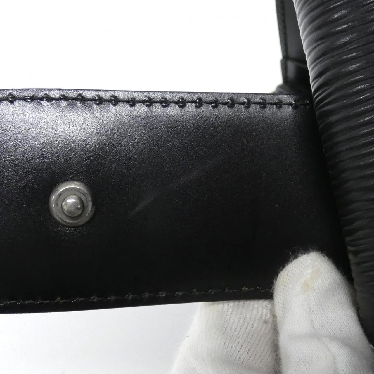 ルイヴィトン エピ サック デ ポール 27cm M80202 ショルダーバッグ