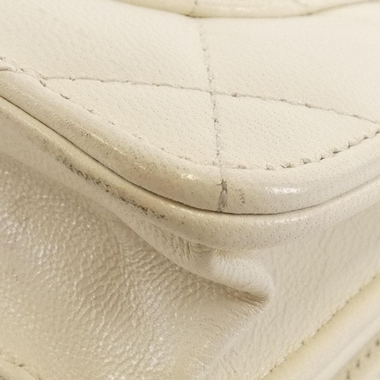 シャネル AP2548 チェーンウォレット