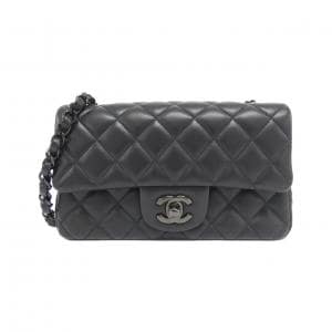 CHANEL shoulder bag