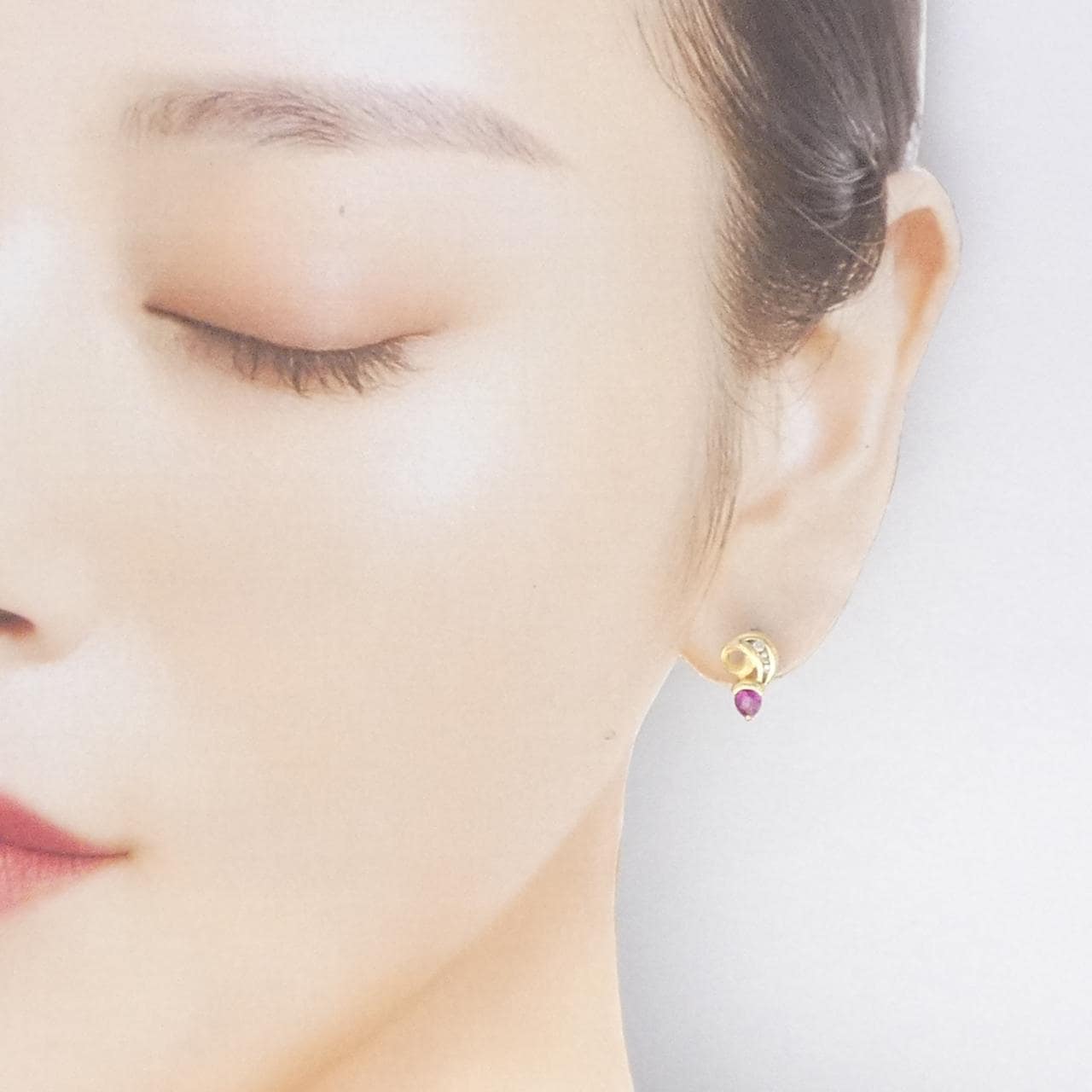 K18YG/K18WG ルビー ピアス
