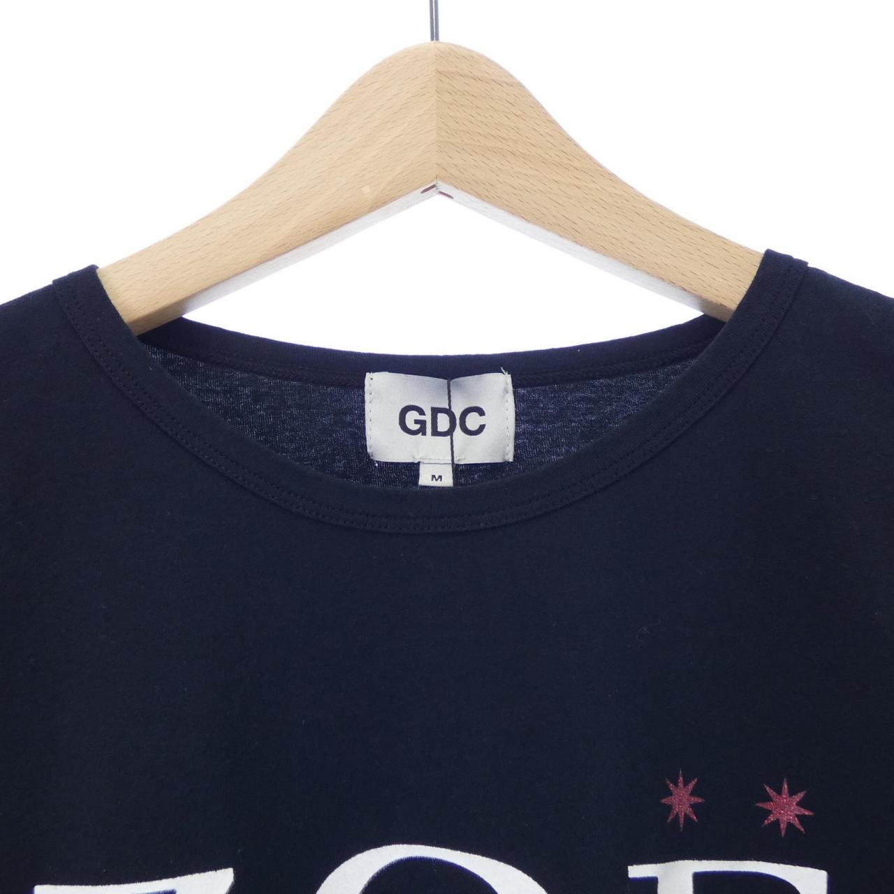 GDC GD0131　ZOE Tシャツ
