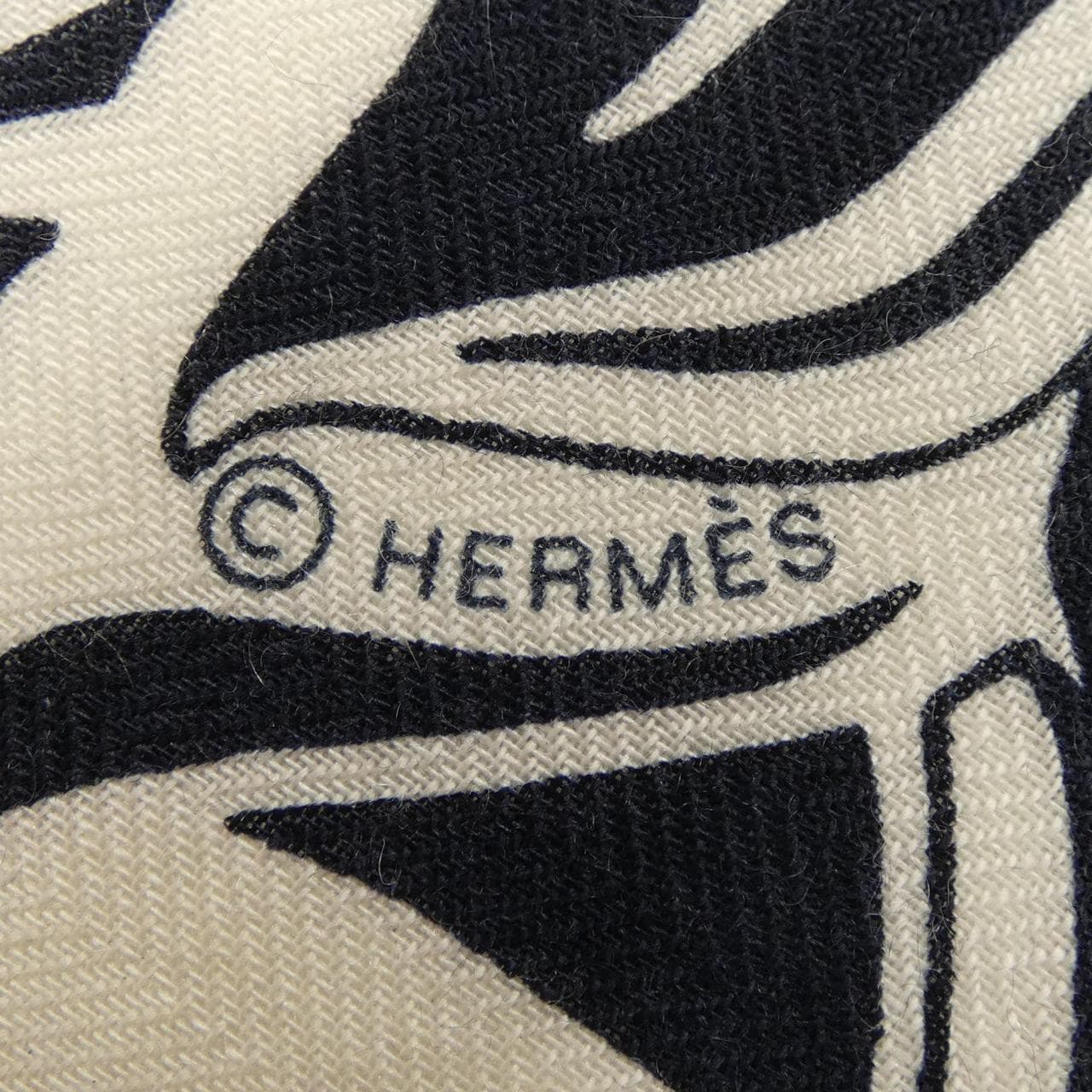 エルメス HERMES FLAMINGO PARTY H242898S カレジェアン140 ショール