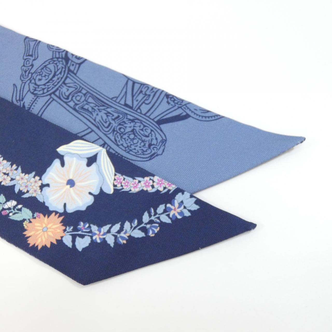 エルメス BRIDES DE GALA EN FLEURS ツイリー 064220S スカーフ