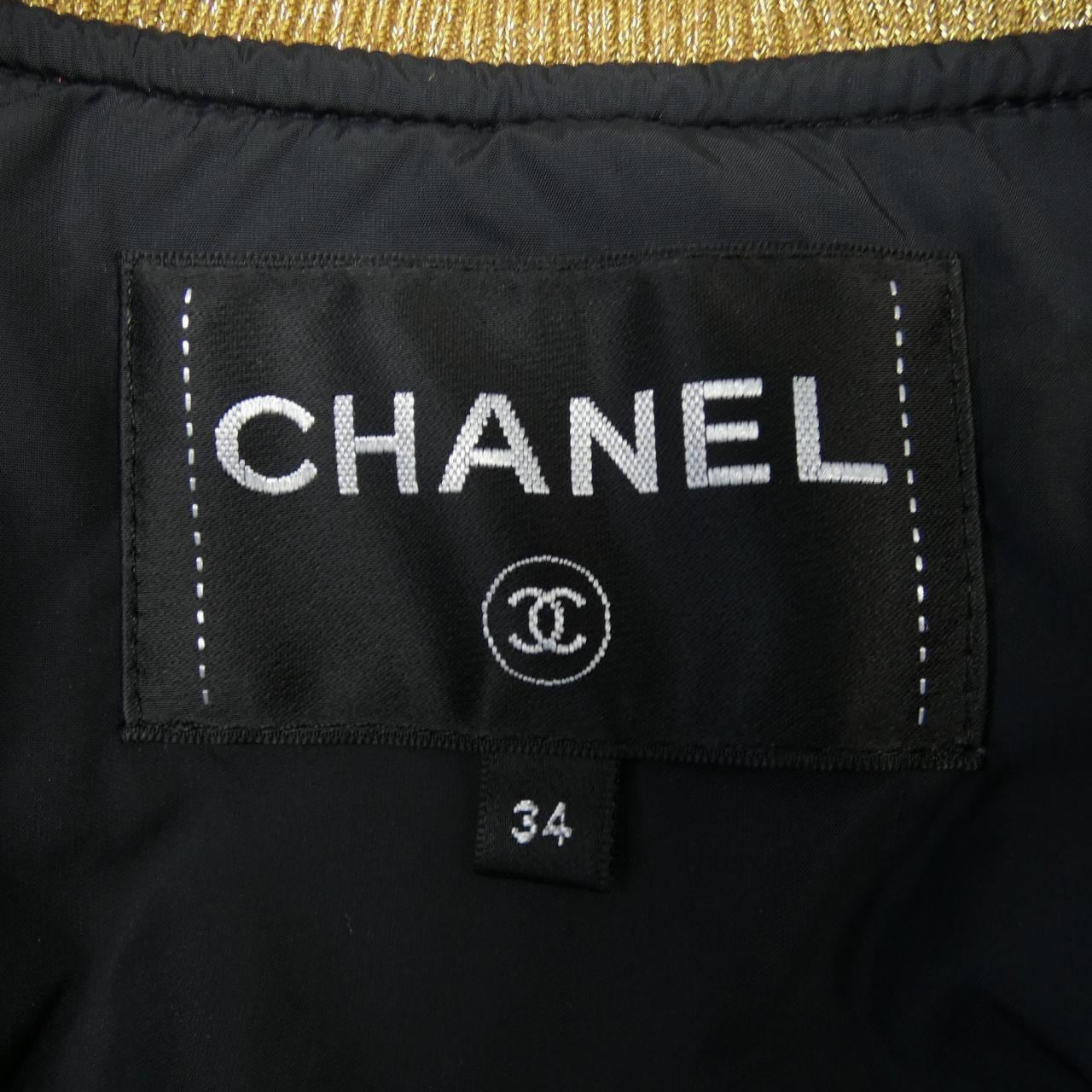 シャネル CHANEL ダウンジャケット