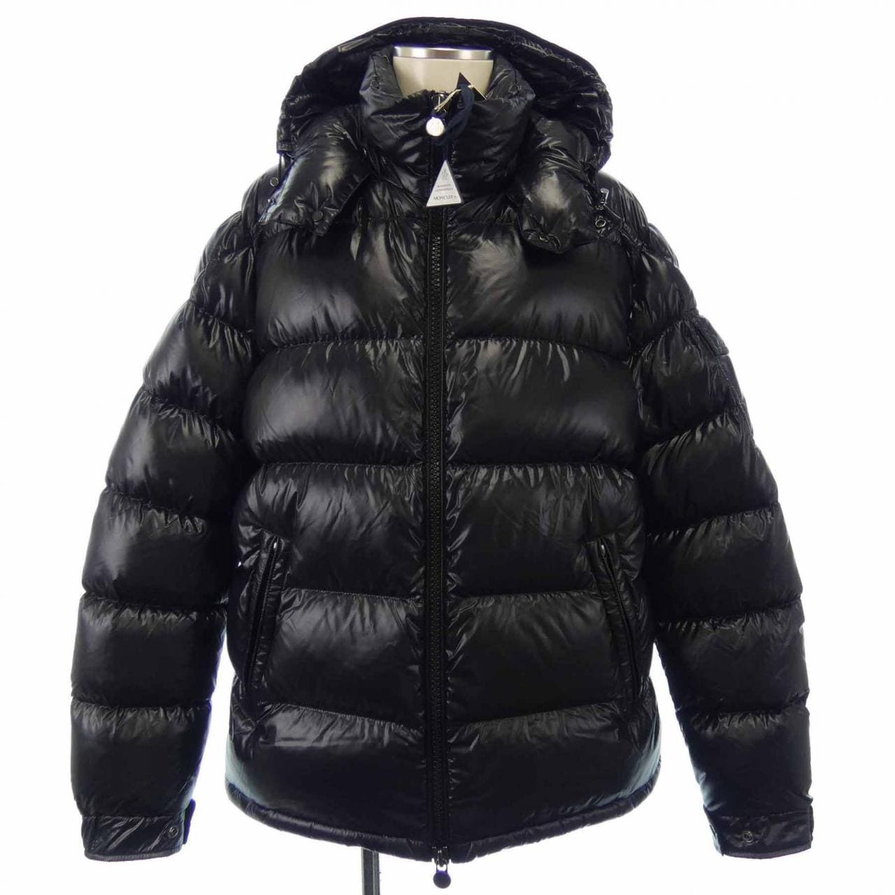 モンクレール MONCLER ダウンジャケット