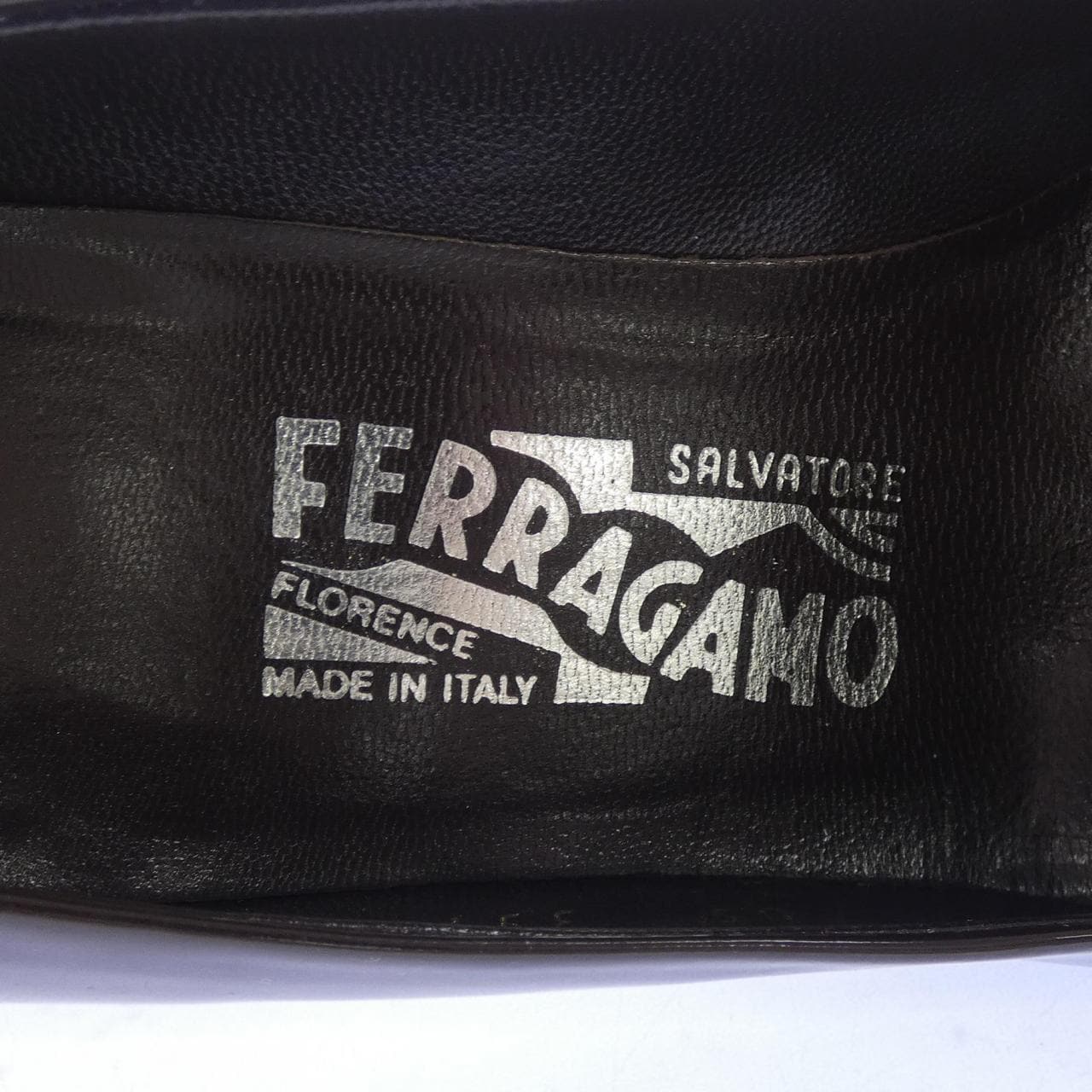 サルヴァトーレフェラガモ SALVATORE FERRAGAMO パンプス