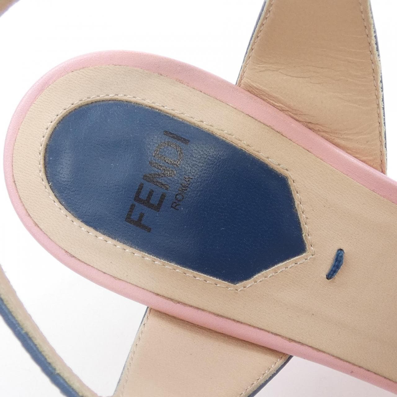 フェンディ FENDI CHAMELON BLOCK H SANDAL サンダル
