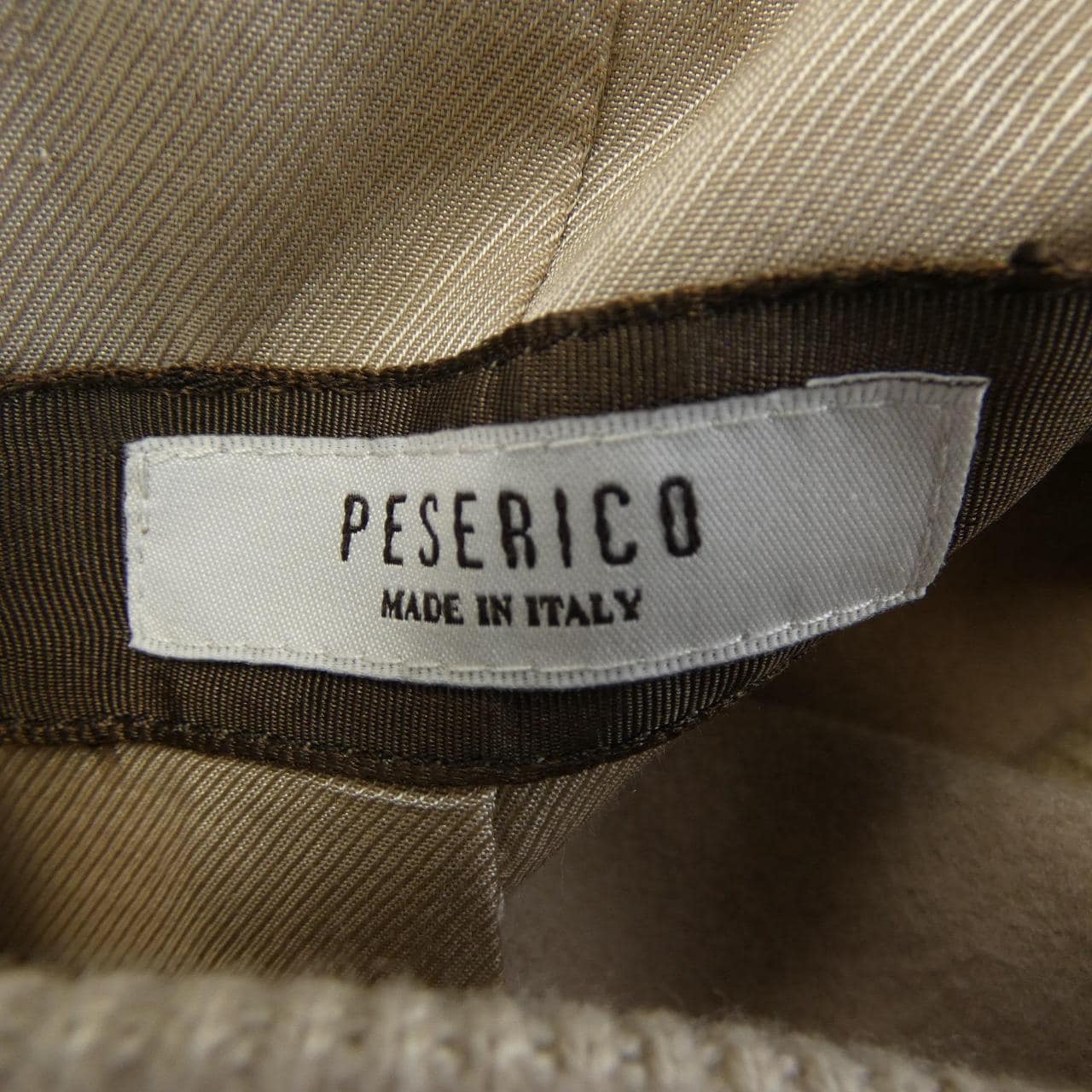 ペセリコ PESERICO コート