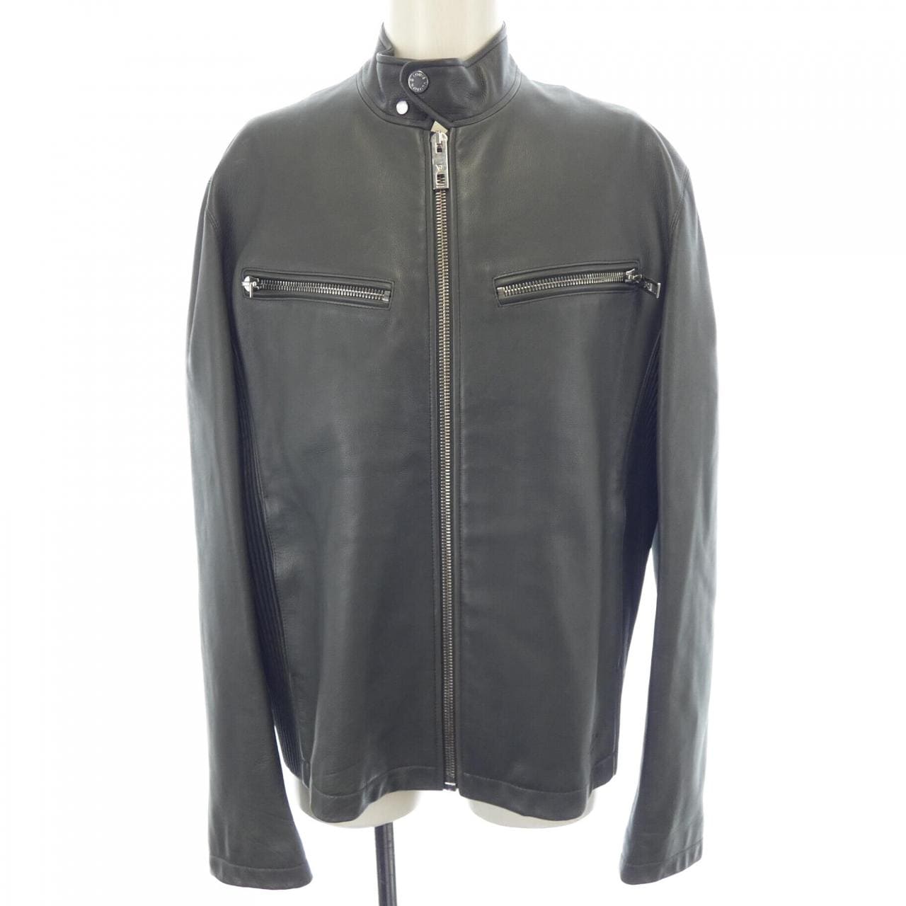 ルイヴィトン LOUIS VUITTON HAL52EKB4 レザージャケット