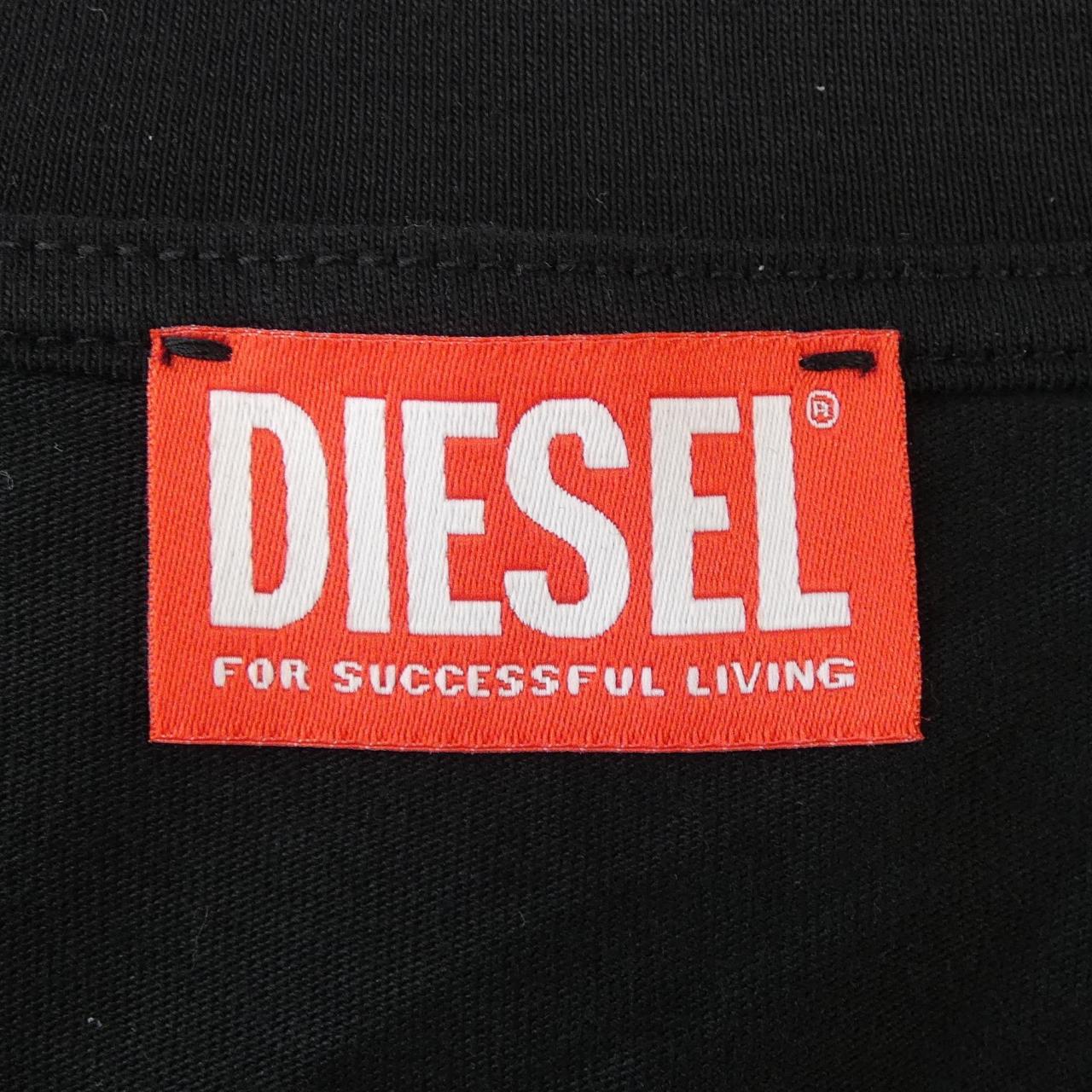 ディーゼル DIESEL Tシャツ