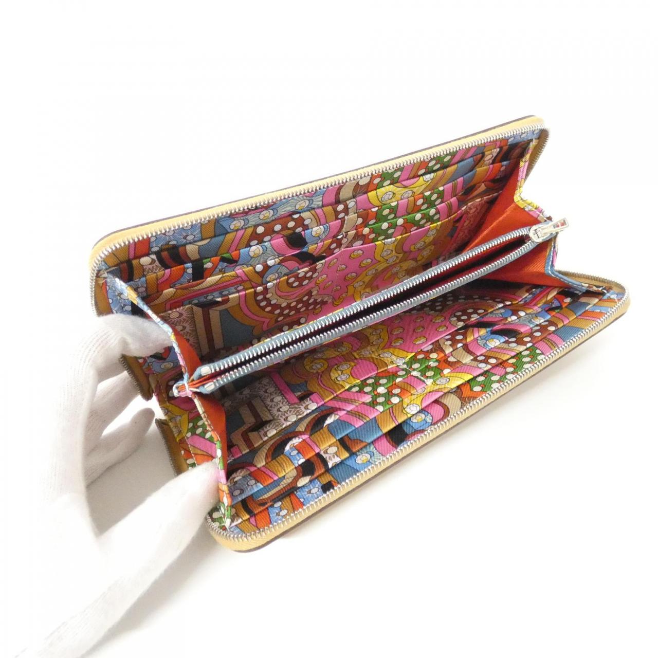 エルメス HERMES ELECTRIQUE シルク イン クラシック 085200CK 財布