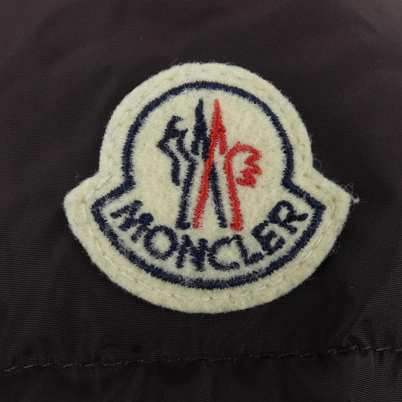 モンクレール MONCLER ARTEMIS ダウンジャケット