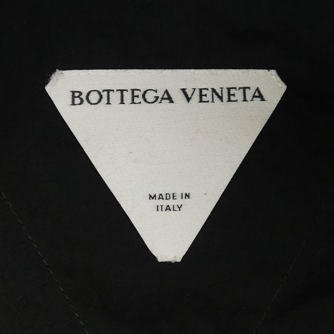 ボッテガヴェネタ BOTTEGA VENETA 664055 VF4K0 ダウンベスト