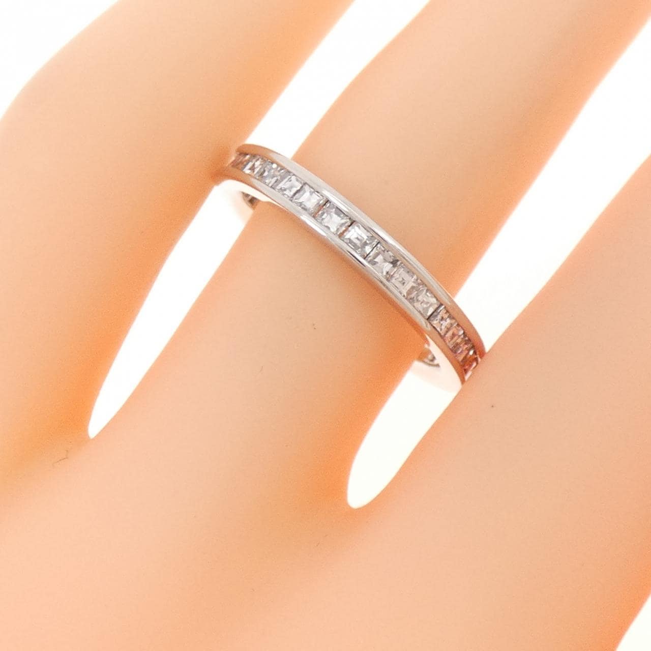 PT900 フルエタニティ ダイヤモンド リング 1.00CT