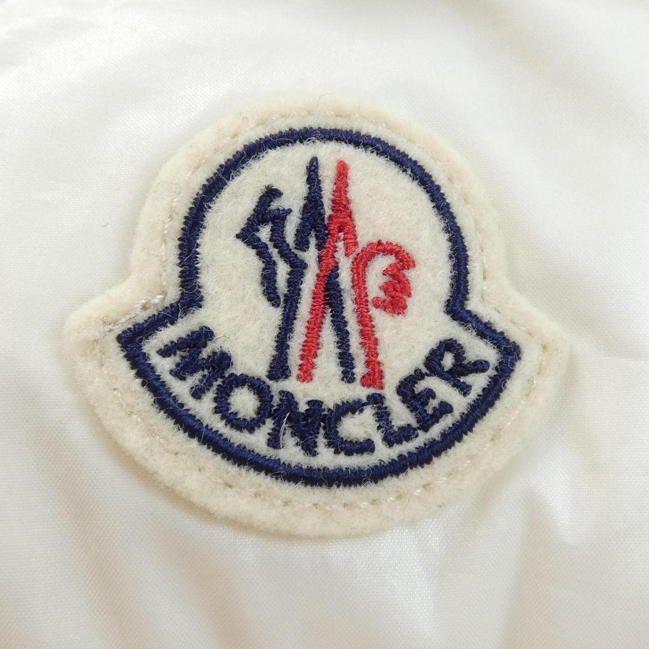 モンクレール MONCLER BADYF ダウンジャケット