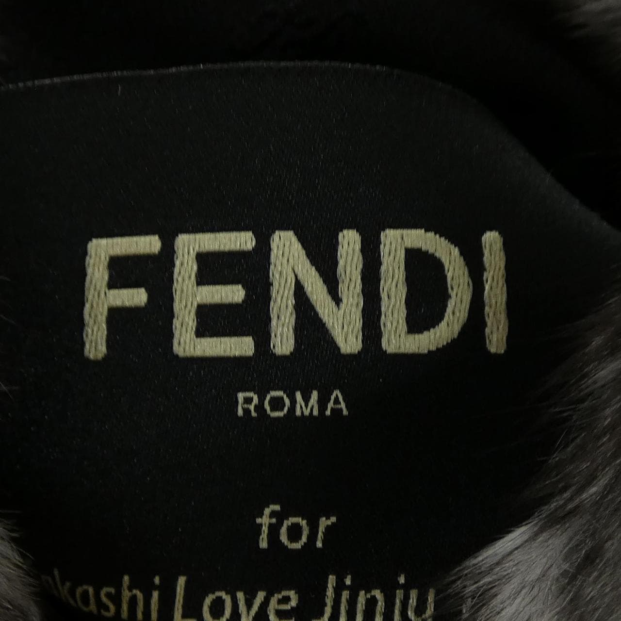 フェンディ FENDI FNE84I Z14W ジャケット