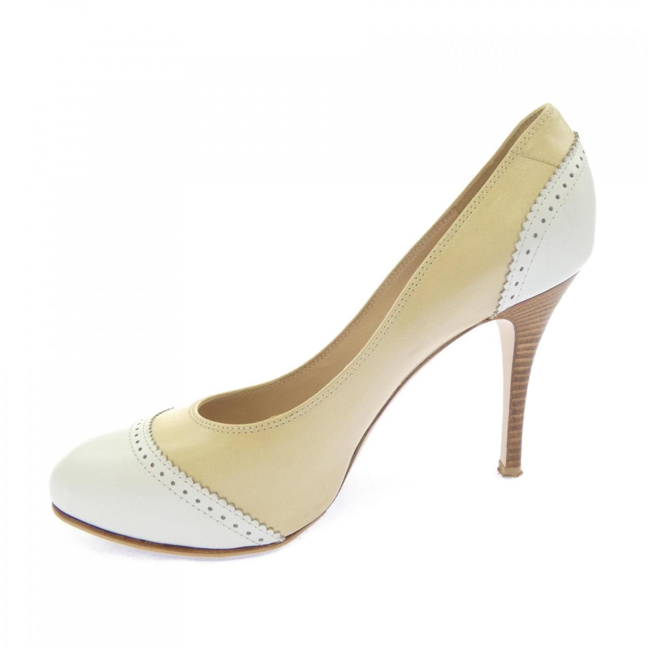 ジャンヴィトロッシ GIANVITO ROSSI パンプス