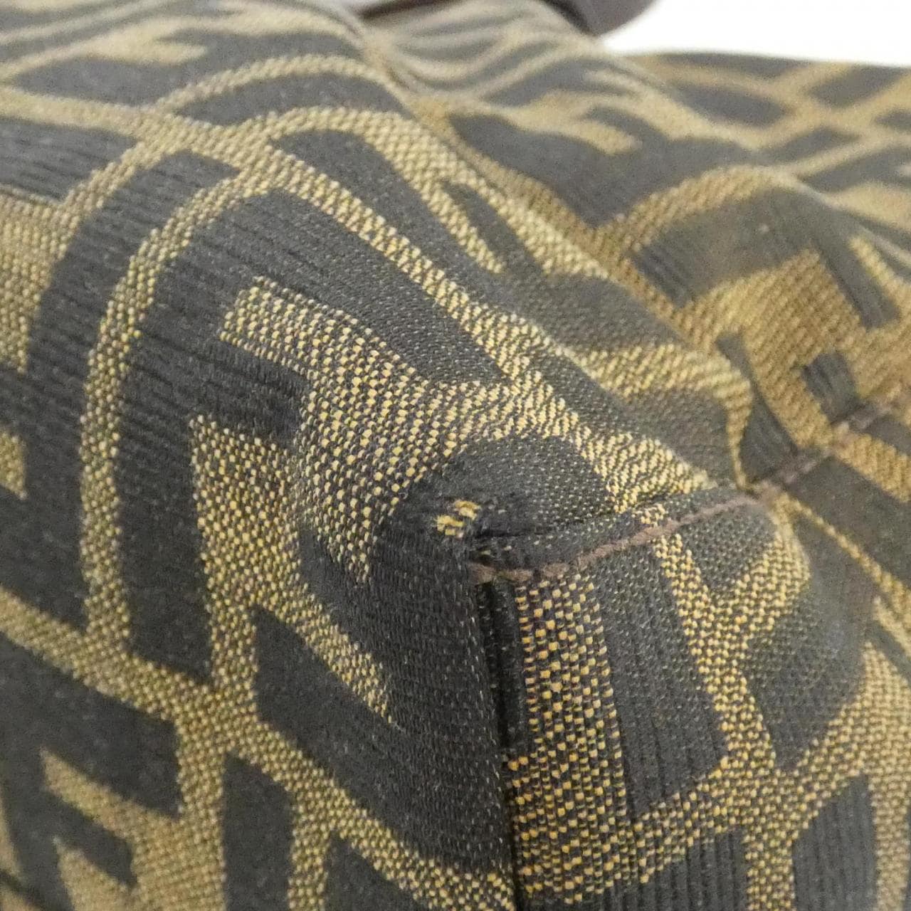 【ヴィンテージ】フェンディ 16115 ショルダーバッグ