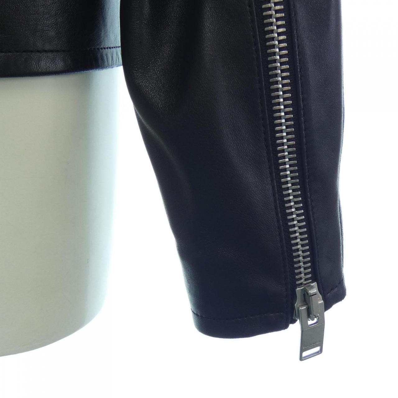 サンローラン SAINT LAURENT レザーライダースジャケット