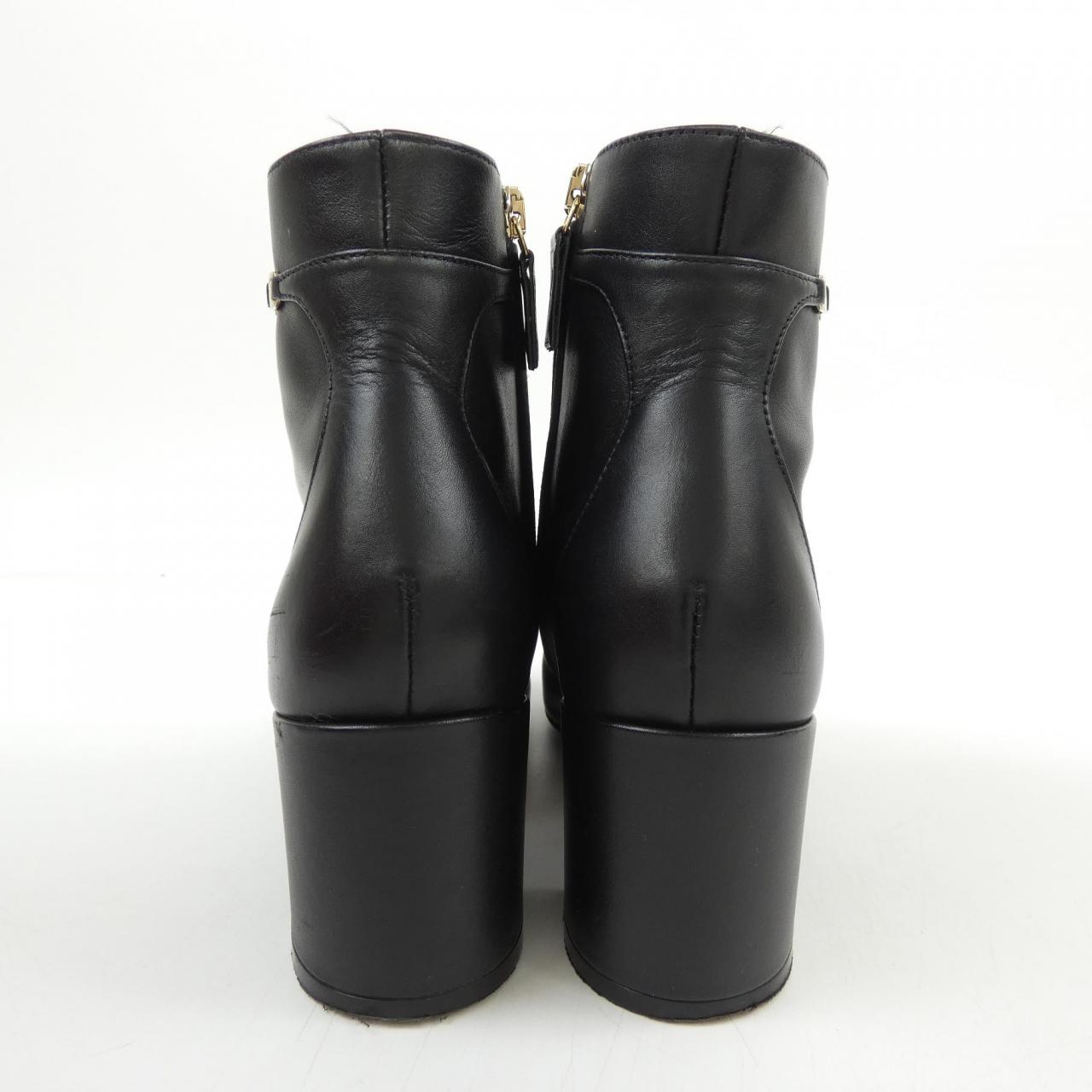 サルヴァトーレフェラガモ SALVATORE FERRAGAMO ブーツ