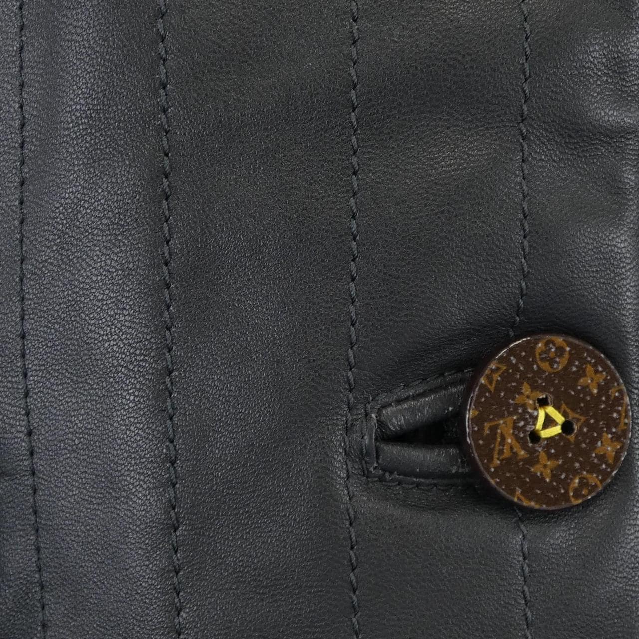 ルイヴィトン LOUIS VUITTON レザージャケット
