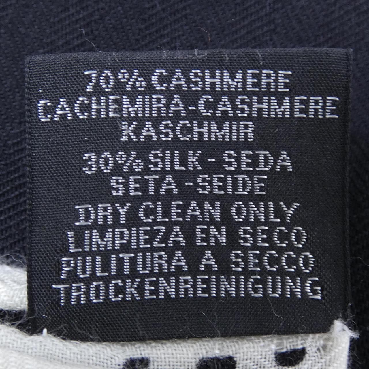 HERMES CLAIR DE LUNE H243430S Carre Jean 140 Shawl