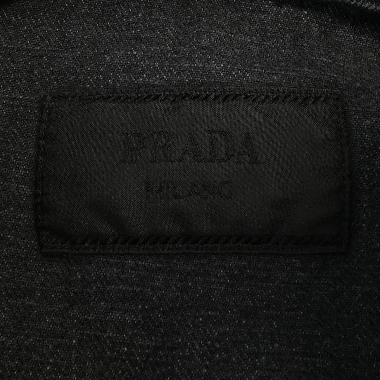プラダ PRADA トライアングルロゴ GEC067 S212 12K8 S／Sシャツ