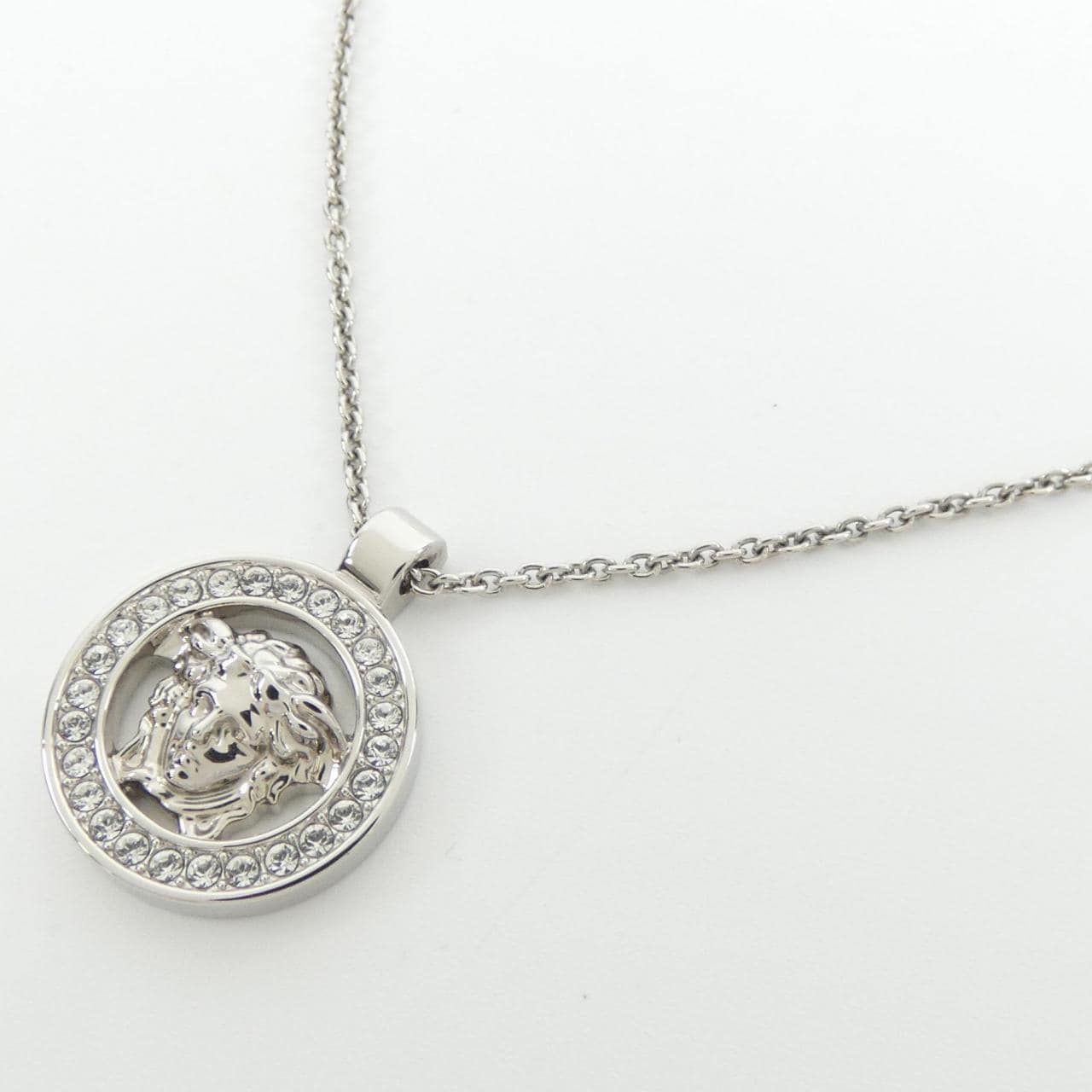 ヴェルサーチェ VERSACE NECKLACE
