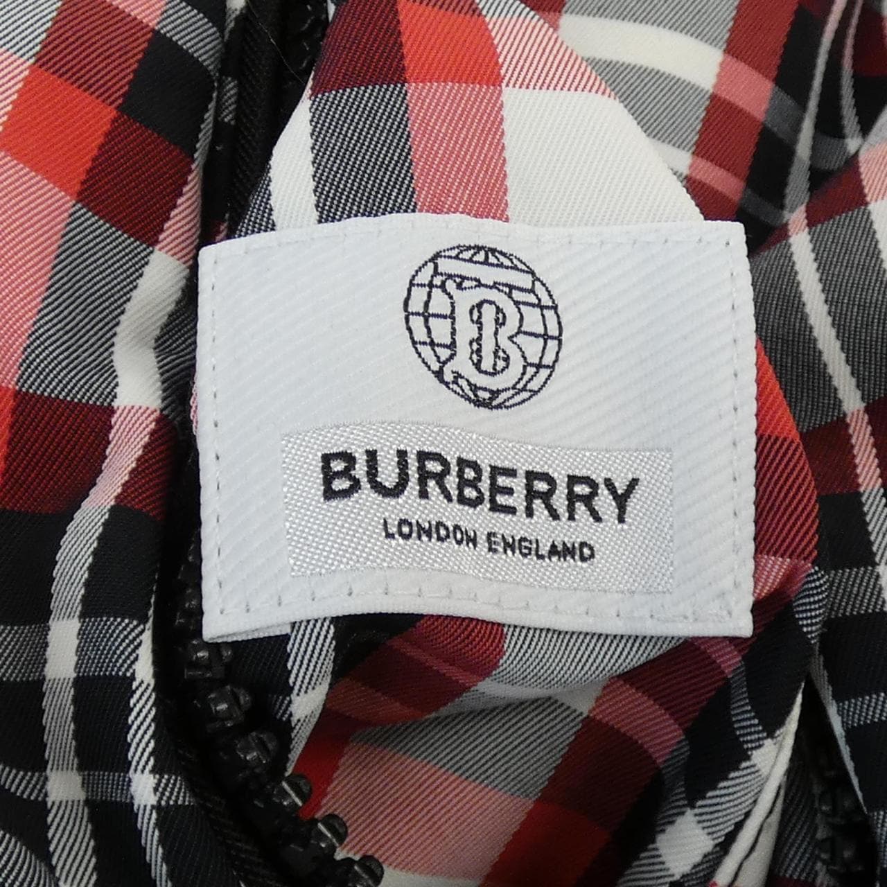 BURBERRY巴寶莉羽絨服